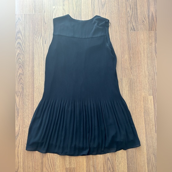 H&M BLACK MINI DRESS - Picture 2 of 5